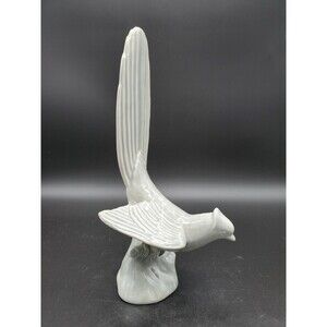Blue Jay Bird Ceramic Figurine Gray Color #1307 Mid-Century Modern NICE!!